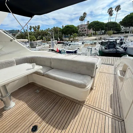 Bådhotel Yacht 17m Princess V52 Port Canto 3 Ac