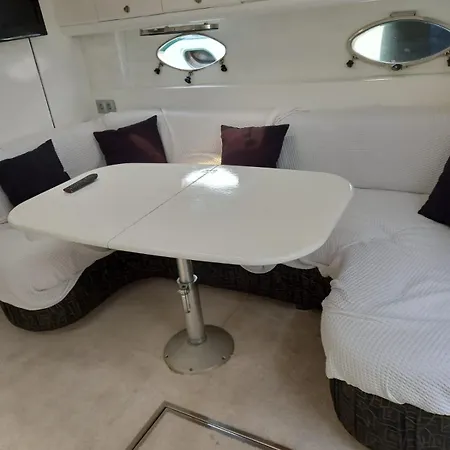ספינת מלון Yacht 17m Princess V52 Port Canto 3 Ac קאן
