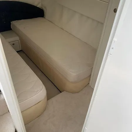 Yacht 17m Princess V52 Port Canto 3 Ac קאן